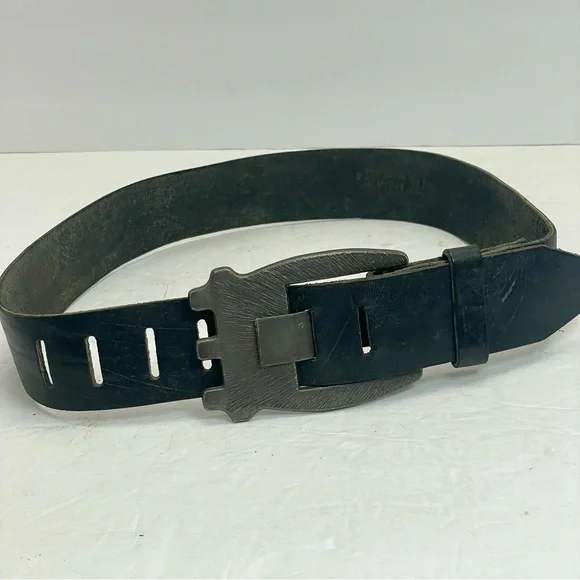 Black leather belt moto goth whimsigoth metallic - Picture 1 of 7